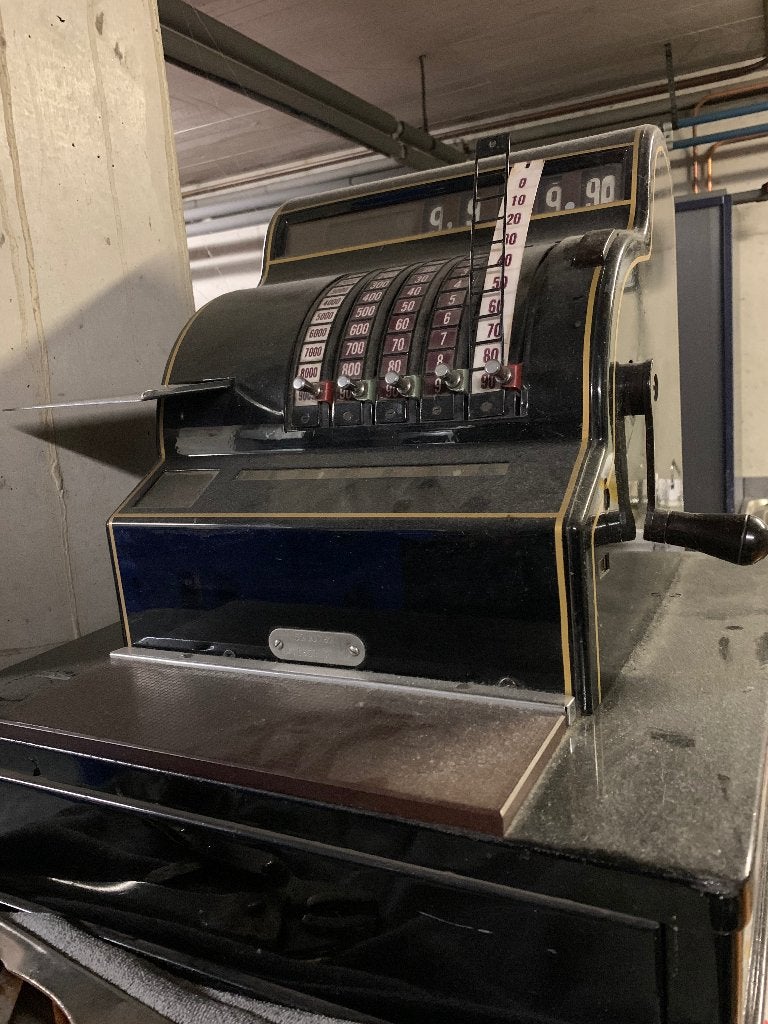 Oude mechanische winkelkassa/zwengel – vintage kasregister, Ophalen