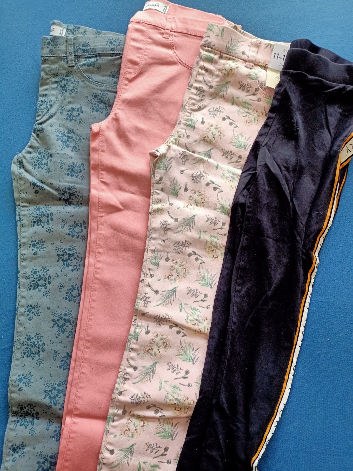 Broeken 11-12 j, Enfants & Bébés, Vêtements enfant | Taille 146, Enlèvement, Neuf
