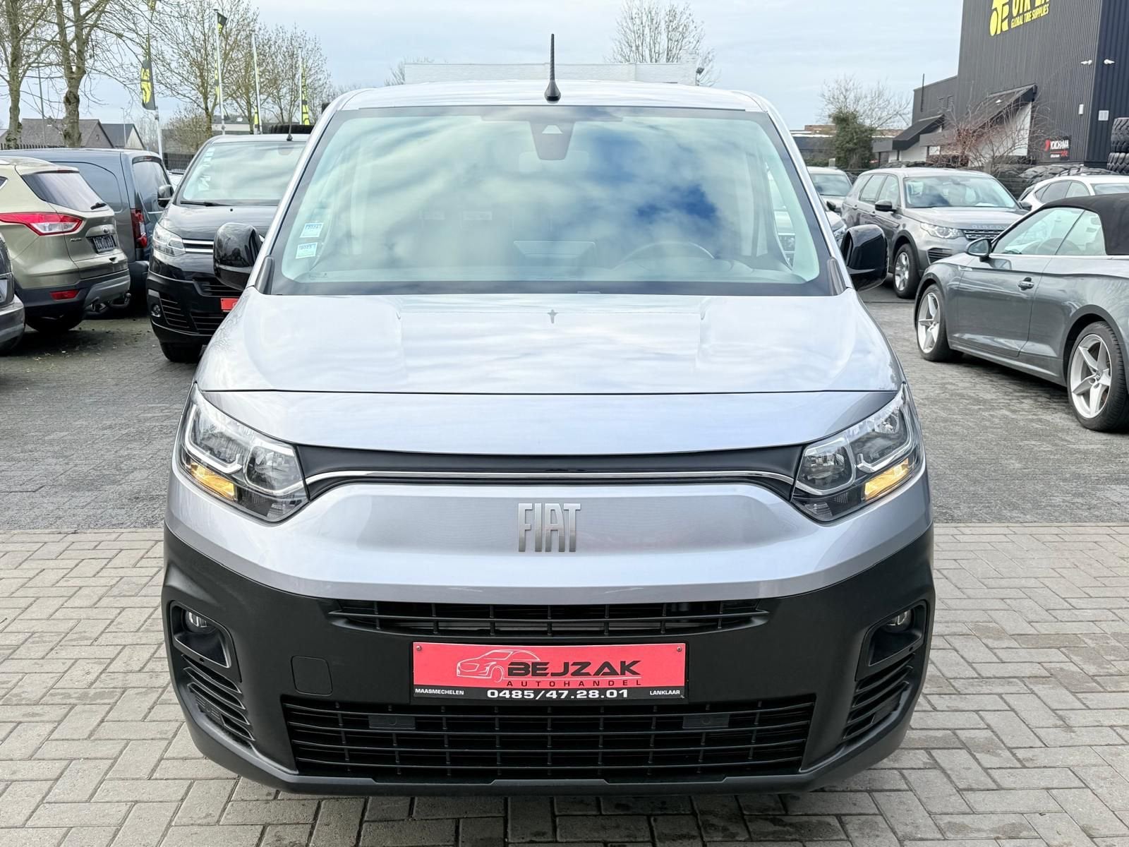 Fiat Doblo Cargo Proffesional 1.5d 03/2024 27.000km 1j garan, Autos, Achat, Euro 6, Entreprise, Boîte manuelle