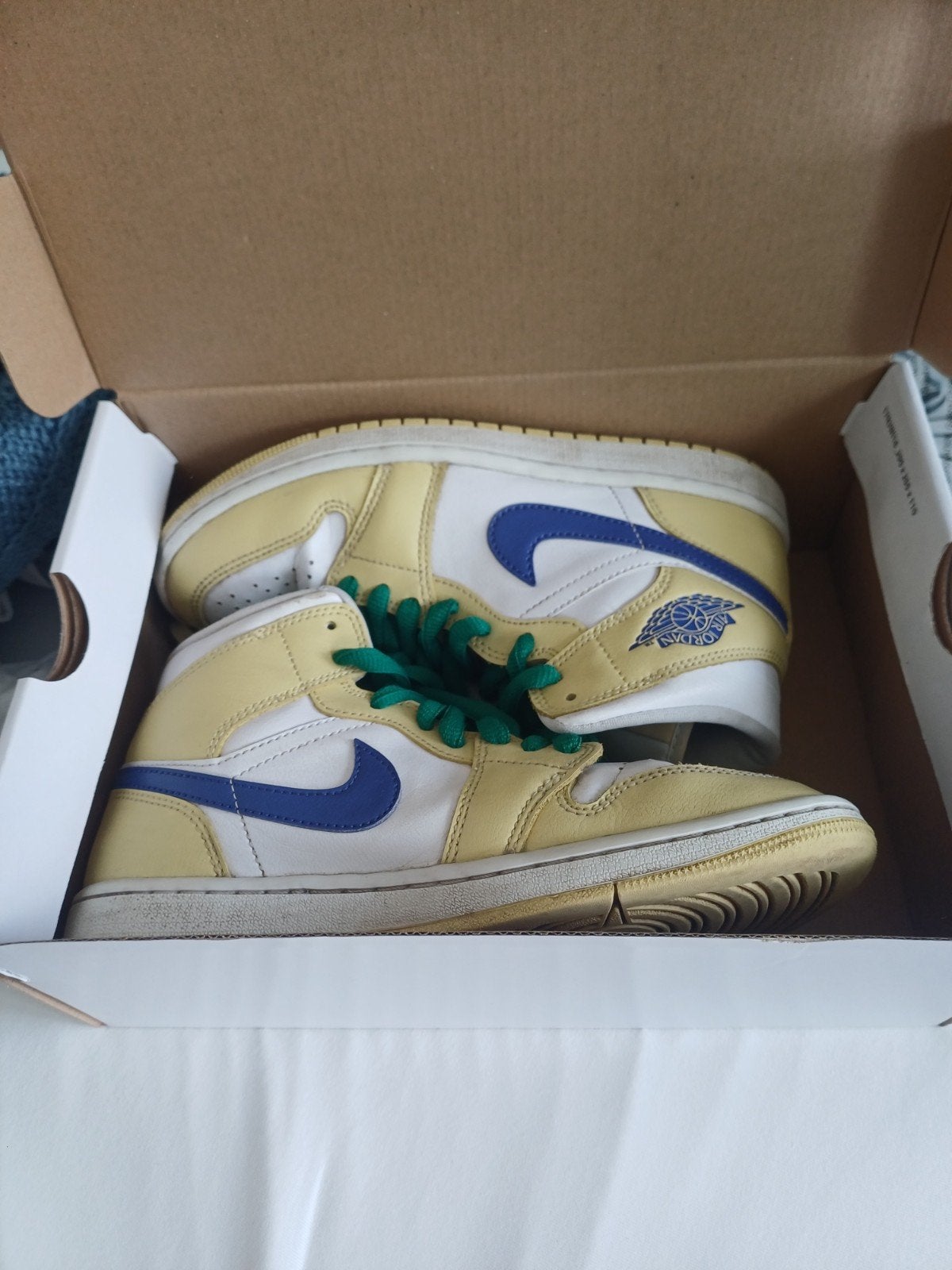 jordans geel, Kleding | Heren, Schoenen, Overige kleuren, Verzenden, Sneakers, Gedragen