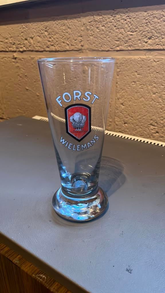Brasserie bières verre Forst Wielemans, Ophalen of Verzenden, Zo goed als nieuw