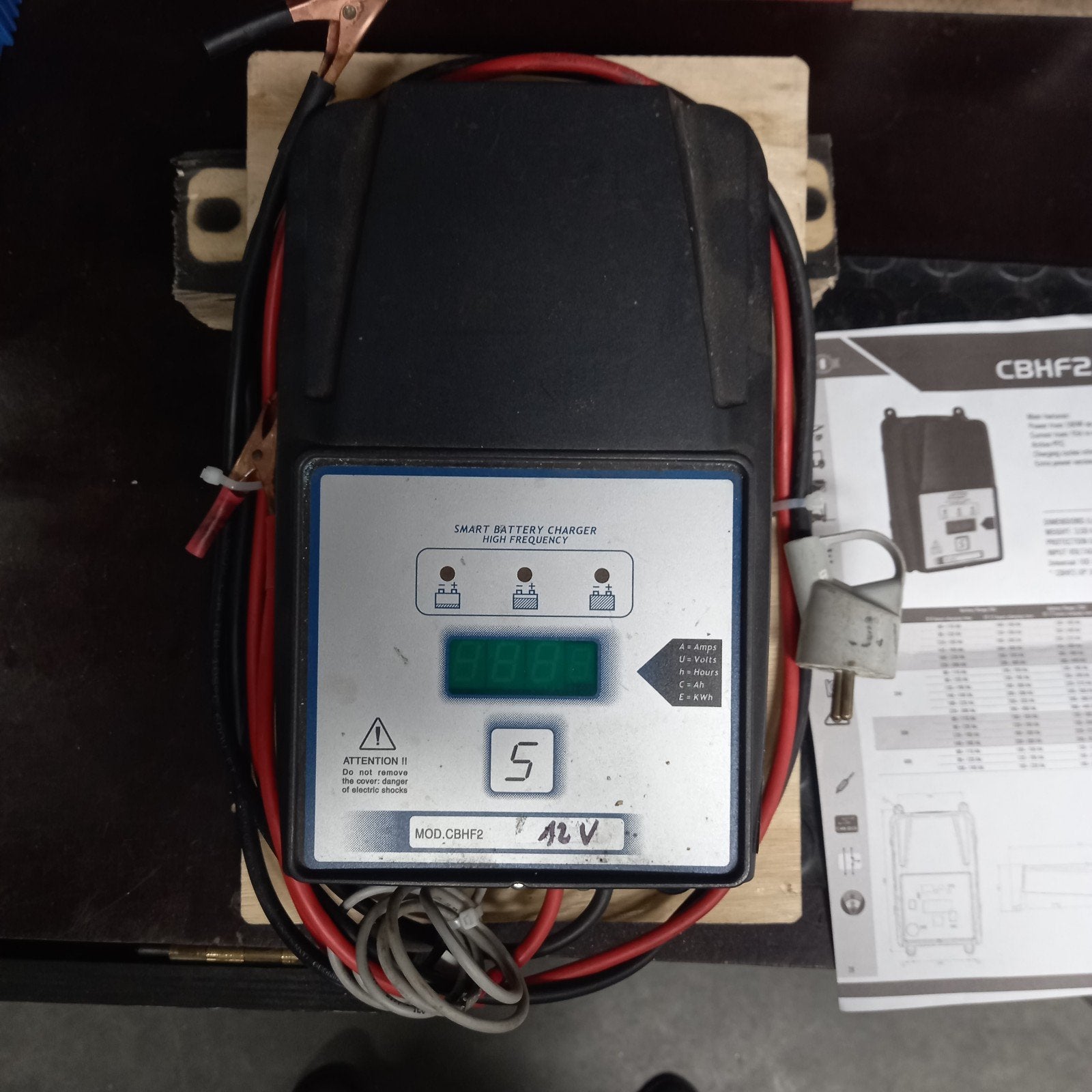 slimme batterijlader 12/48 volt 15/30 A