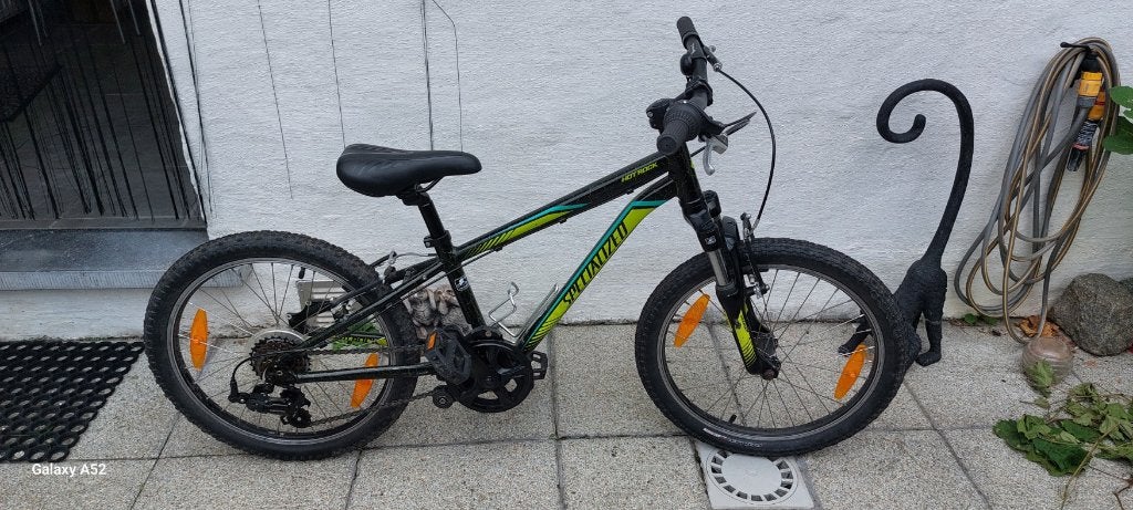 Top merk SPECIALIZED jongen MTB, Gebruikt, Velgrem, Handrem, 20 inch