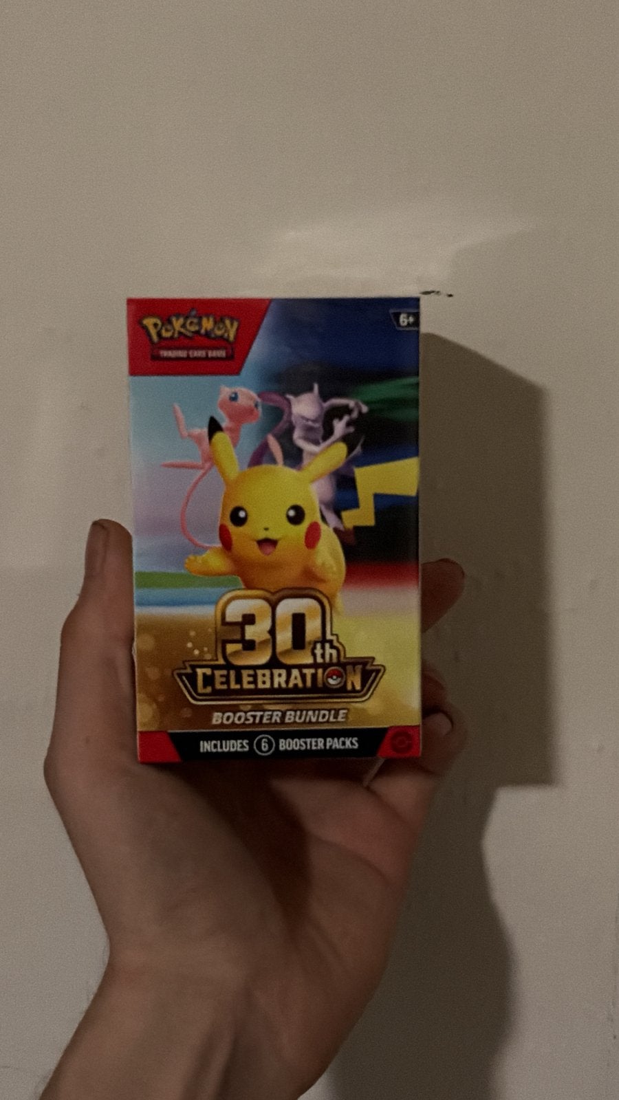 Pokemon 30th celebration geseald booster bundel bundle box, Ophalen, Nieuw, Booster