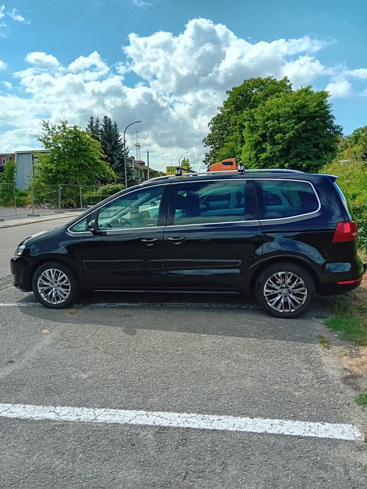 volswagen sharan 2013 2.0, Auto's, Volkswagen, Euro 5, Zwart, 5 deurs, Particulier