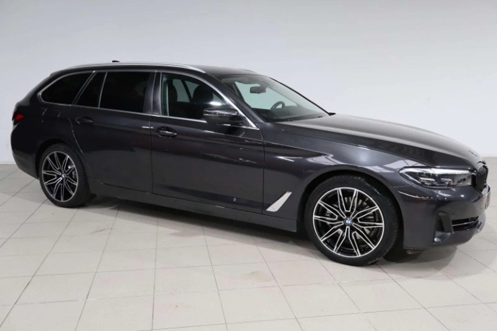 BMW 5 Serie 518 Touring (automatique), Autos, 100 kW, Euro 6, Entreprise, 5 portes
