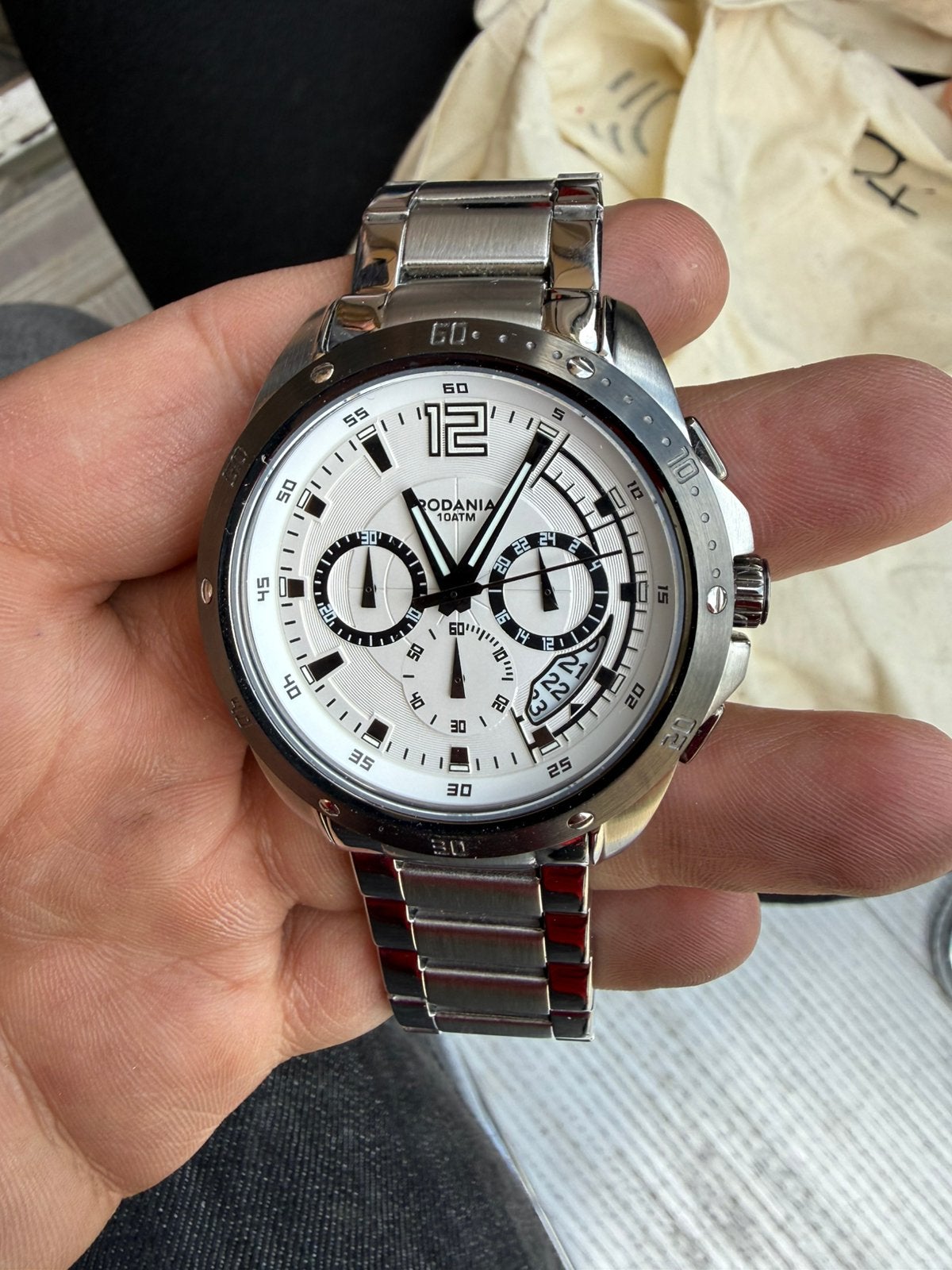 Montre Rodania chronographe 2012 – neuve avec boîte et carte, Bijoux, Sacs & Beauté, Montres | Hommes, Enlèvement