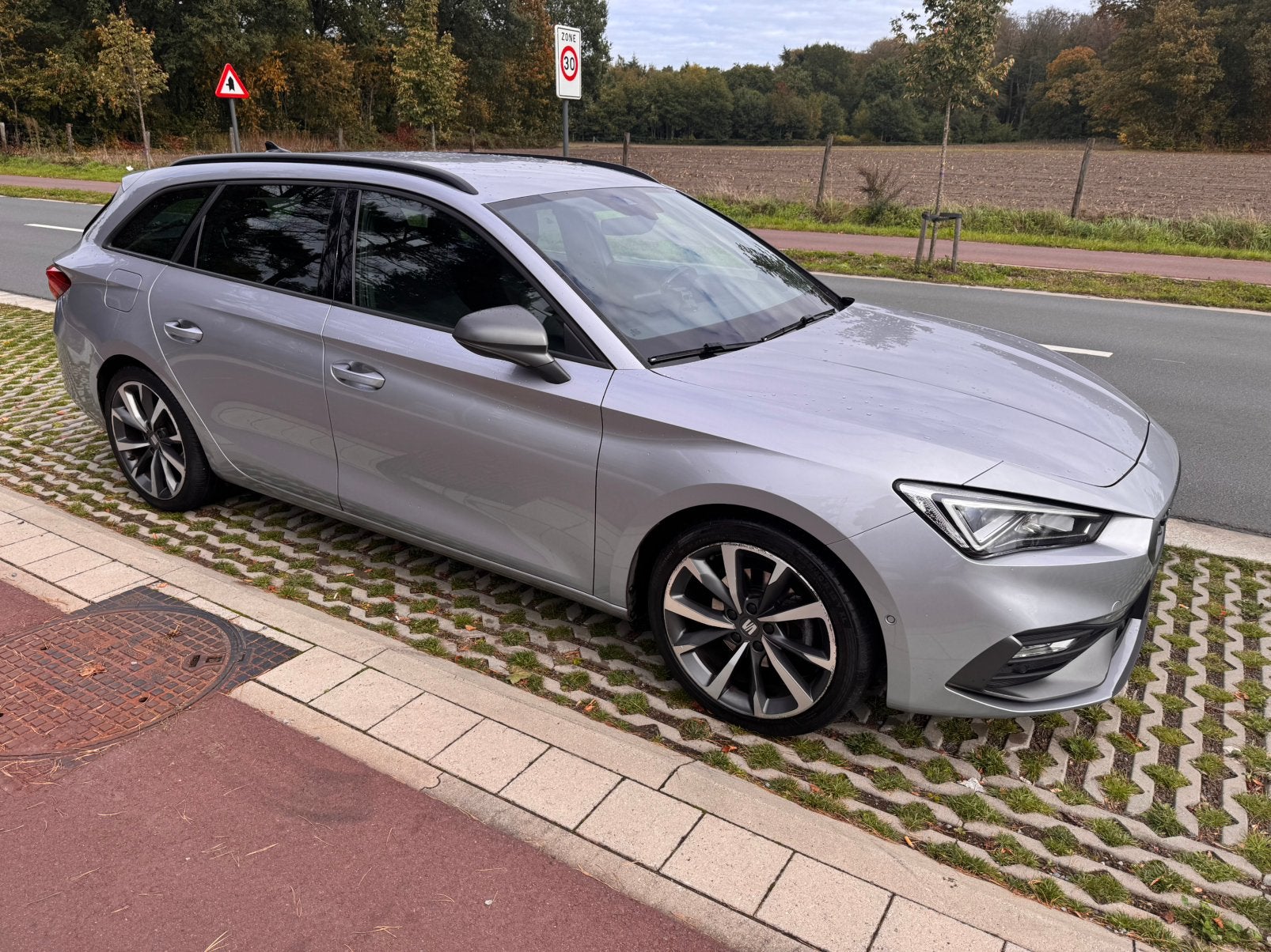SEAT LEON FR, Autos, Achat, Automatique, Particulier, Hybride Électrique/Essence