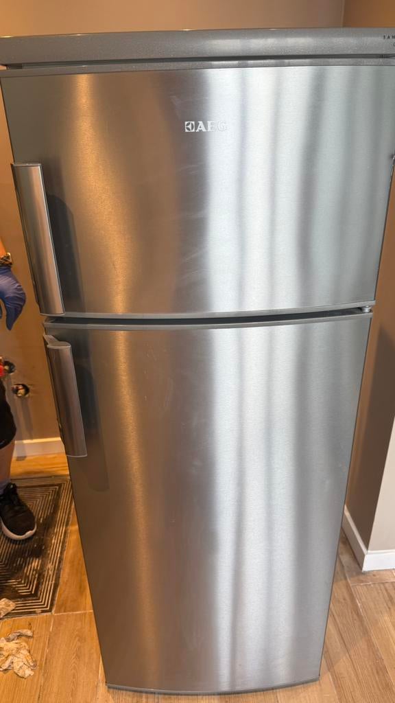 AEG Frigo inox 145 cm avec congélateur – 80 €, Electroménager, Enlèvement, Comme neuf, Avec compartiment congélateur