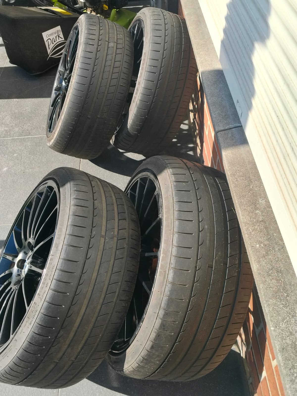 Mercedes  velgen met banden     235/35 ZR19, Ophalen, Gebruikt