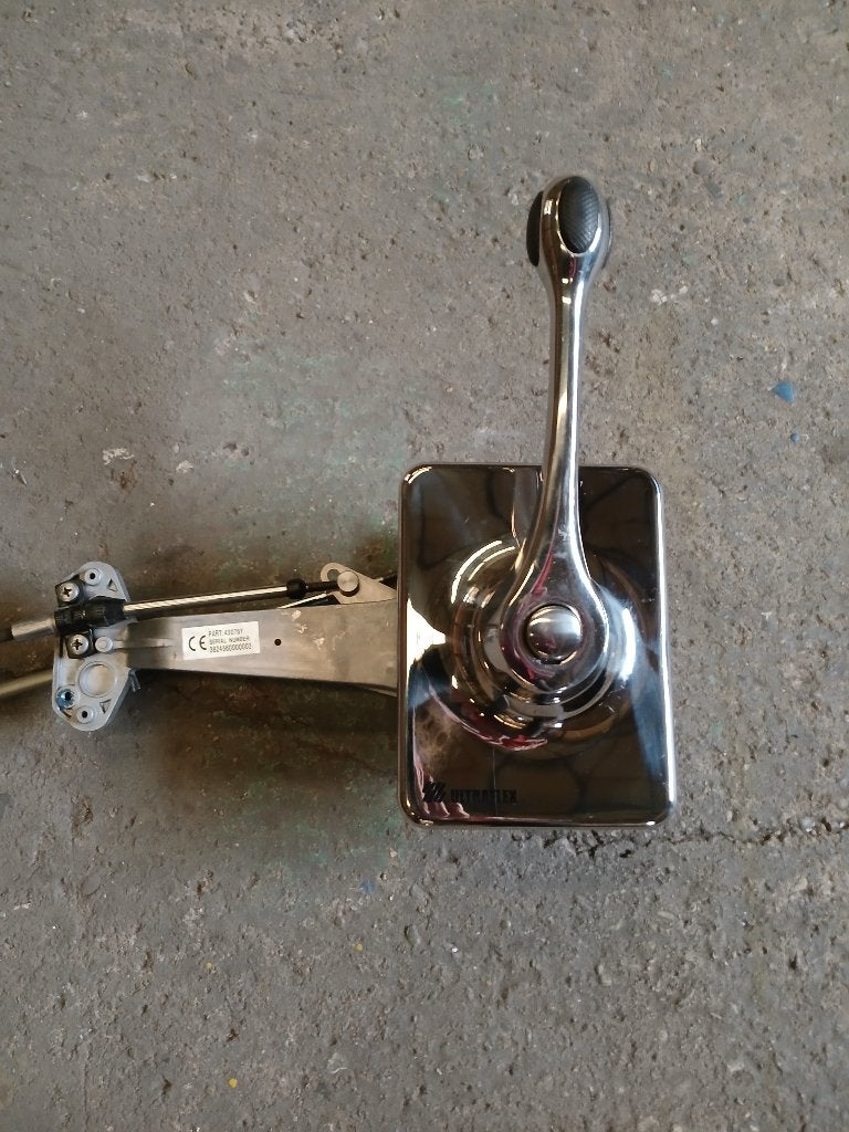 Commande du réducteur/du moteur, Enlèvement, Comme neuf, Moteur et Technique, Voilier ou Bateau à moteur