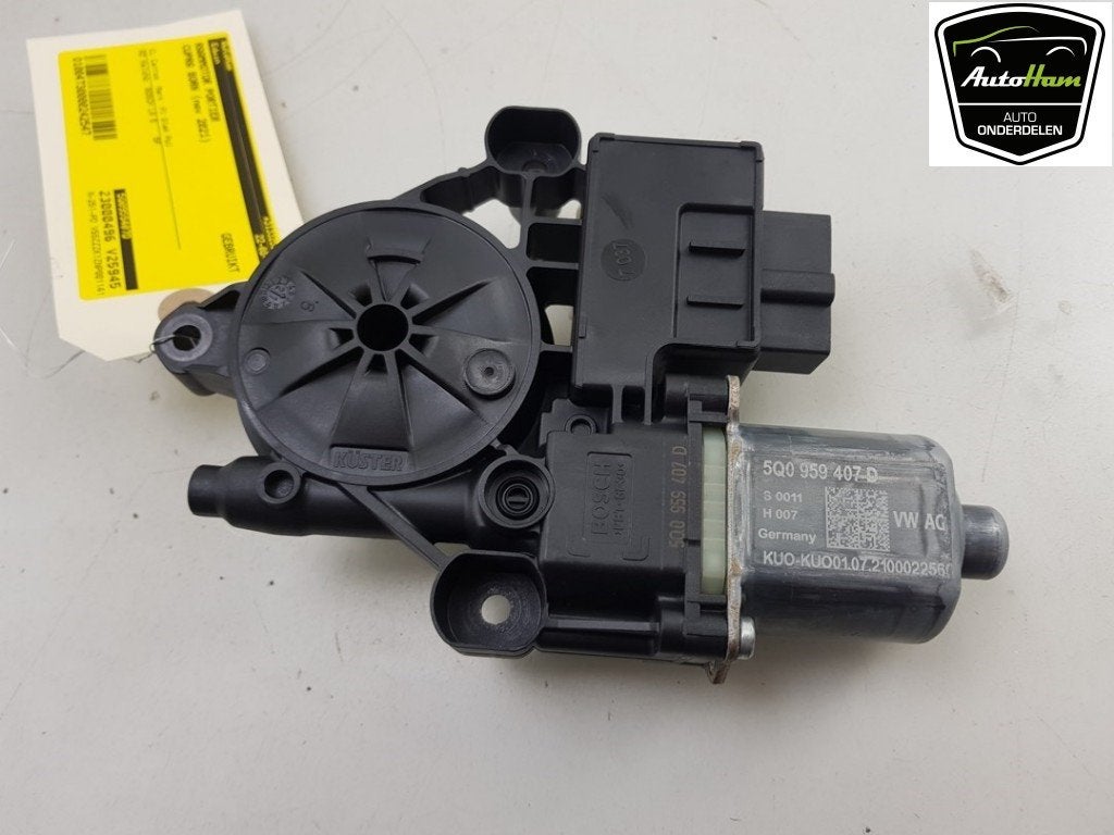 MOTEUR LEVE VITRE ELECTRIQUE Cupra Born (|5Q0959407D|), Utilisé, Seat