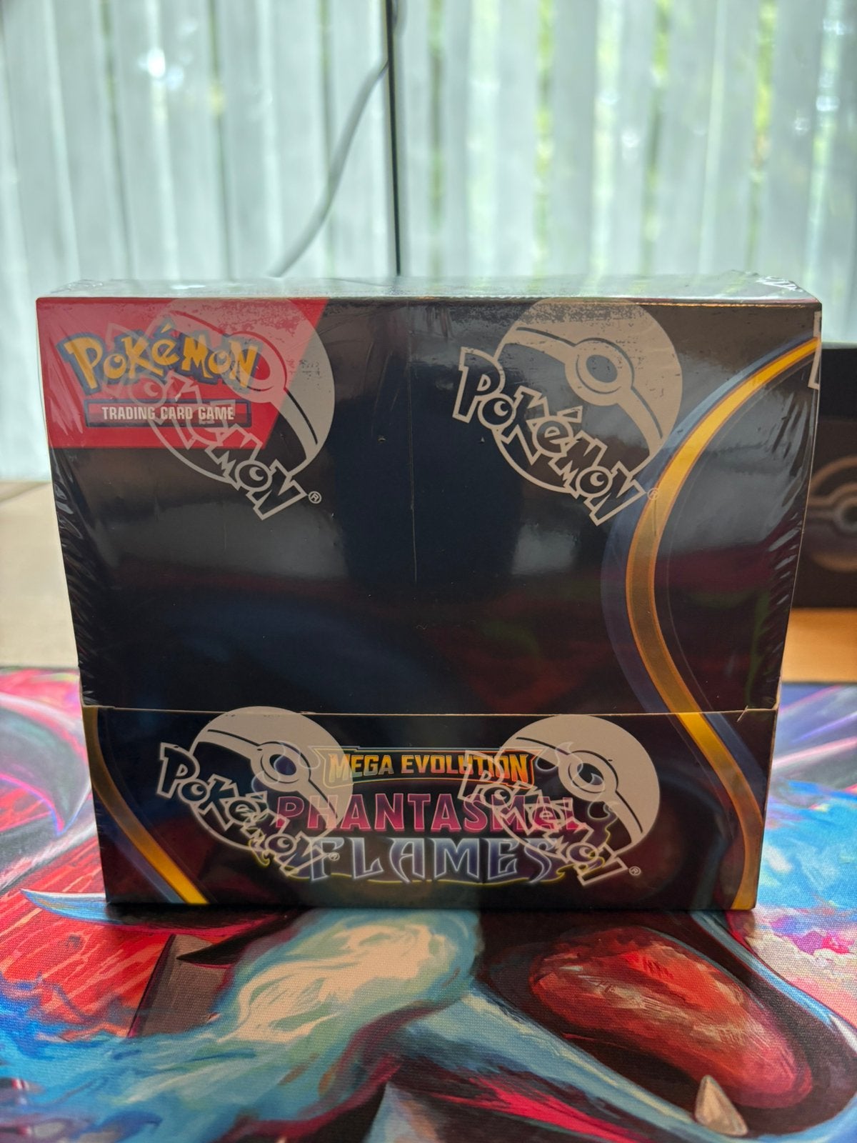 Phantasmall flames boosterbox, Ophalen, Zo goed als nieuw, Boosterbox