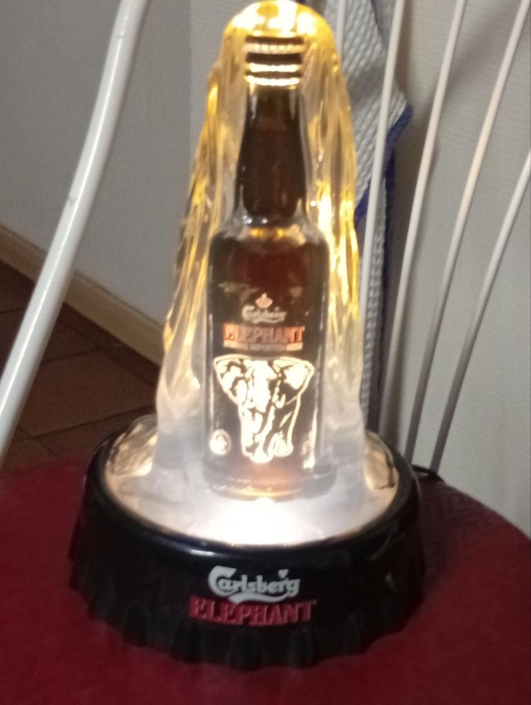 Panneau lumineux Carlsberg Elephant, Enlèvement, Comme neuf, Table lumineuse ou lampe (néon)
