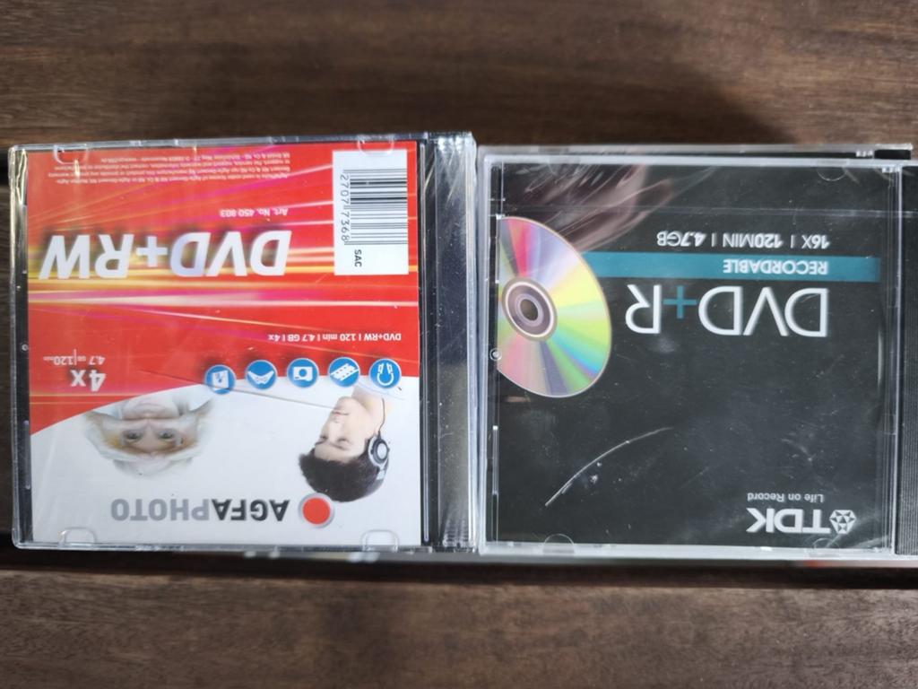 14 nieuwe DVD+RW AgfaPhoto en TDK, Ophalen
