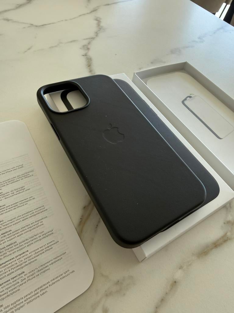 Original Apple Iphone 12 Pro Max case leder hoesje - Nieuw, Telecommunicatie, Mobiele telefoons | Hoesjes en Screenprotectors | Apple iPhone