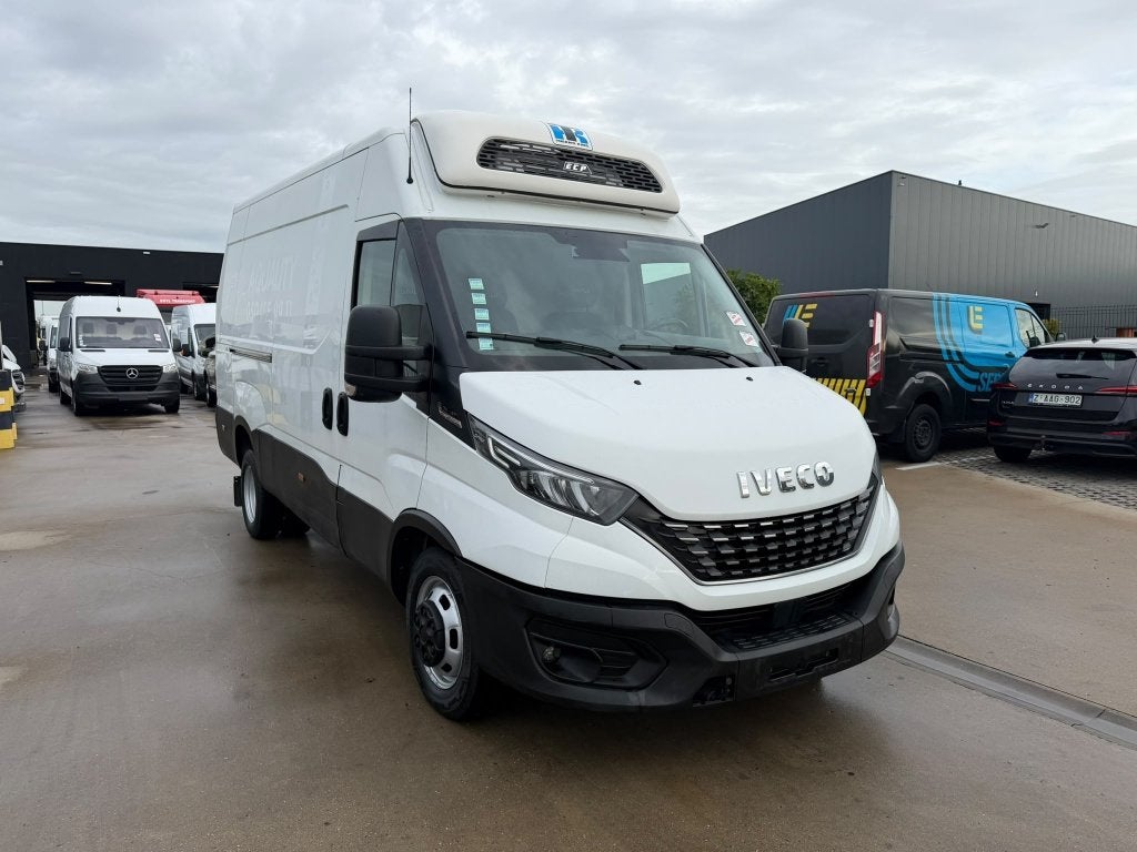 Iveco Daily 35C18 (Numéro de stock 71491), Entreprise, Automatique, 123 kW, Air conditionné