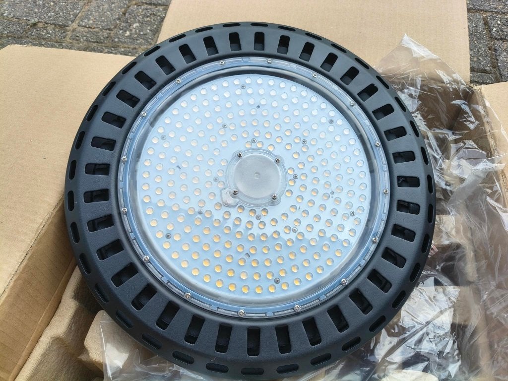 LED High Bay lamp Industrie Magazijn 200W 22.000LM IP65, Huis en Inrichting, Overige merken, Waterbestendig, Zwart, Industrieel