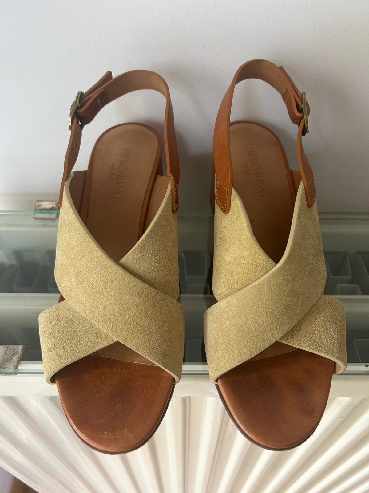Chaussures Heschung T38, Vêtements | Femmes, Enlèvement, Comme neuf