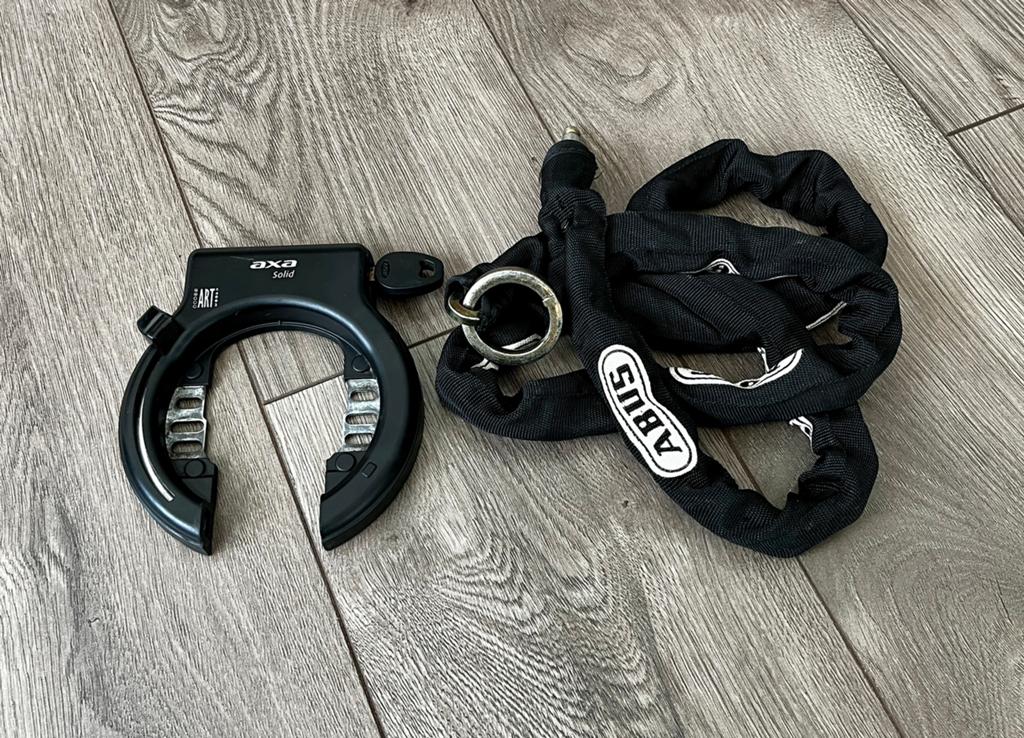 Abus insteekketing +Axa ringslot, Ophalen, Zo goed als nieuw, Ringslot