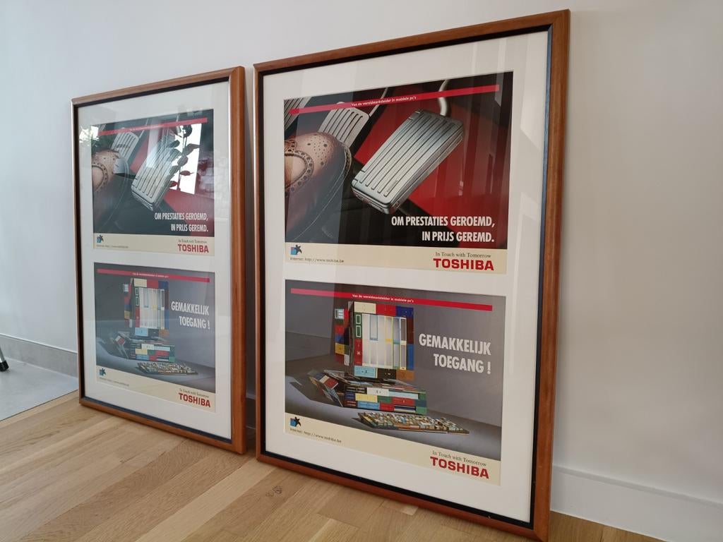 2 kaders Toshiba reclame begin jaren 2000, Enlèvement