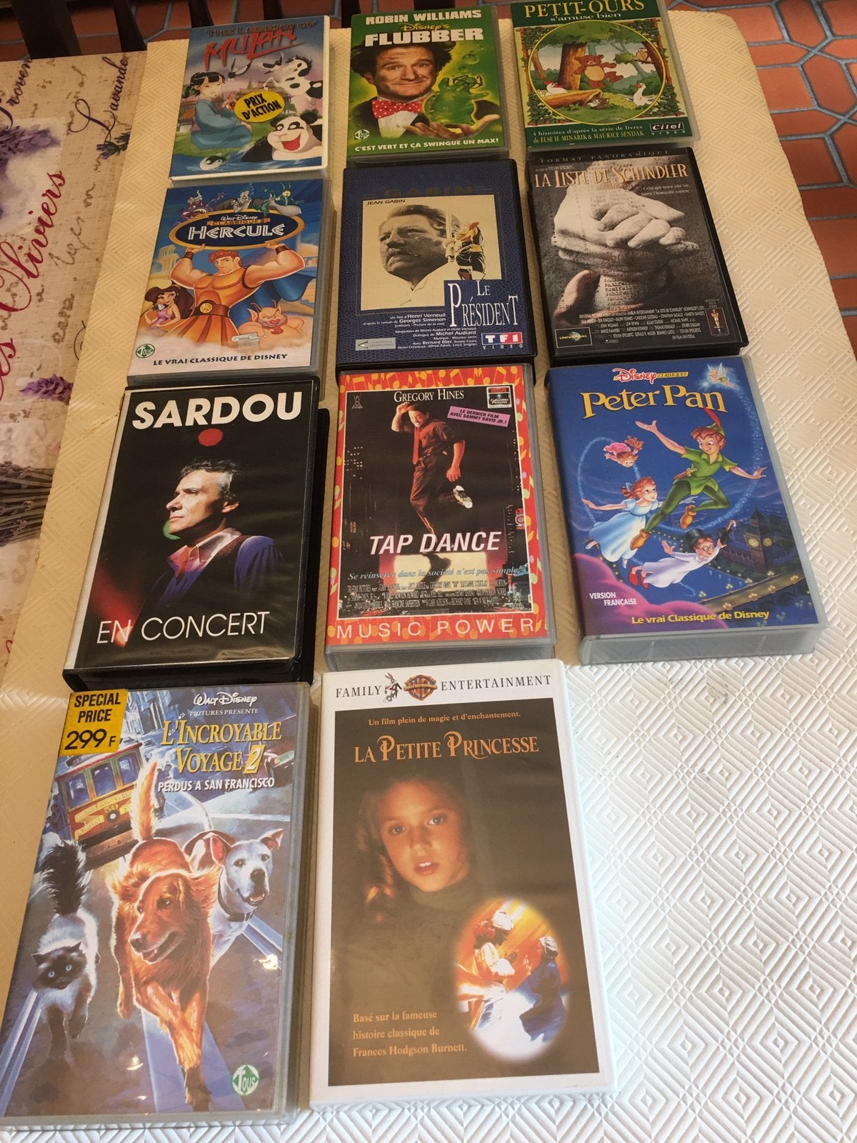 Lot de 26 cassettes VHS, Comme neuf