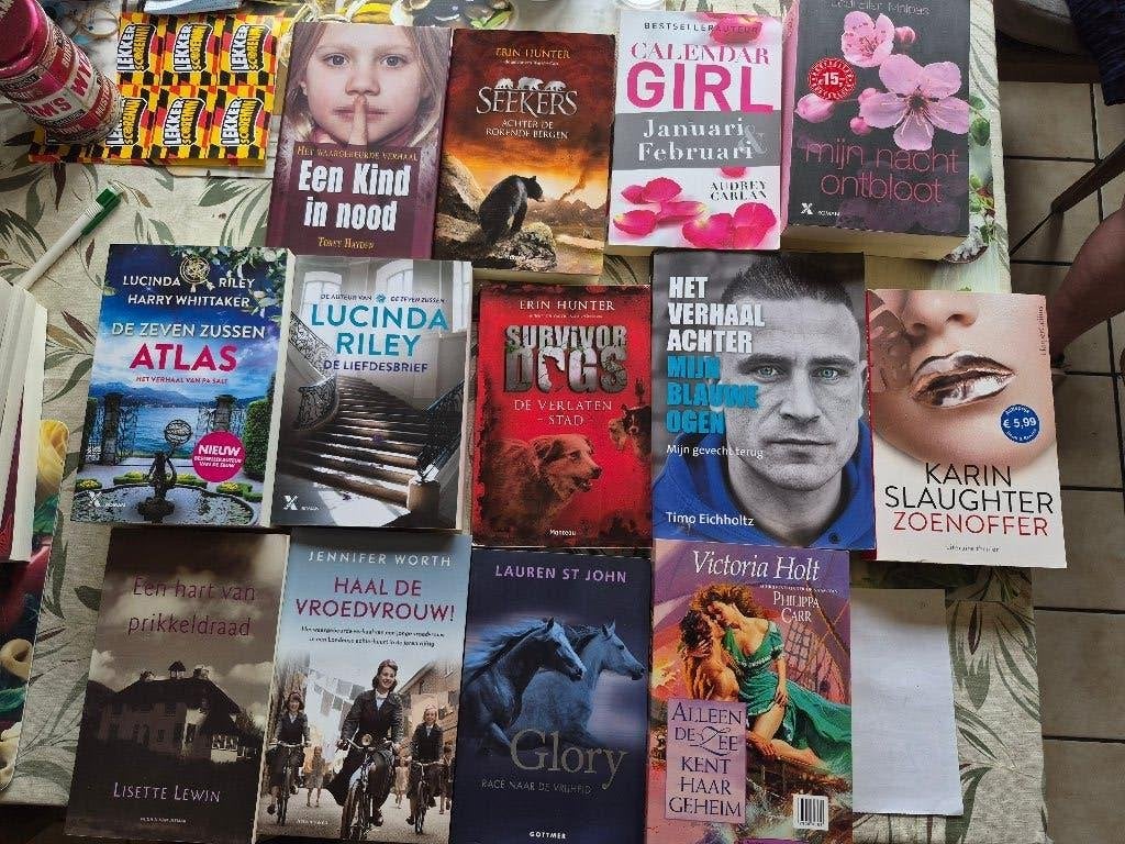 Verschillende soorten boeken ( romans ), Ophalen, Zo goed als nieuw