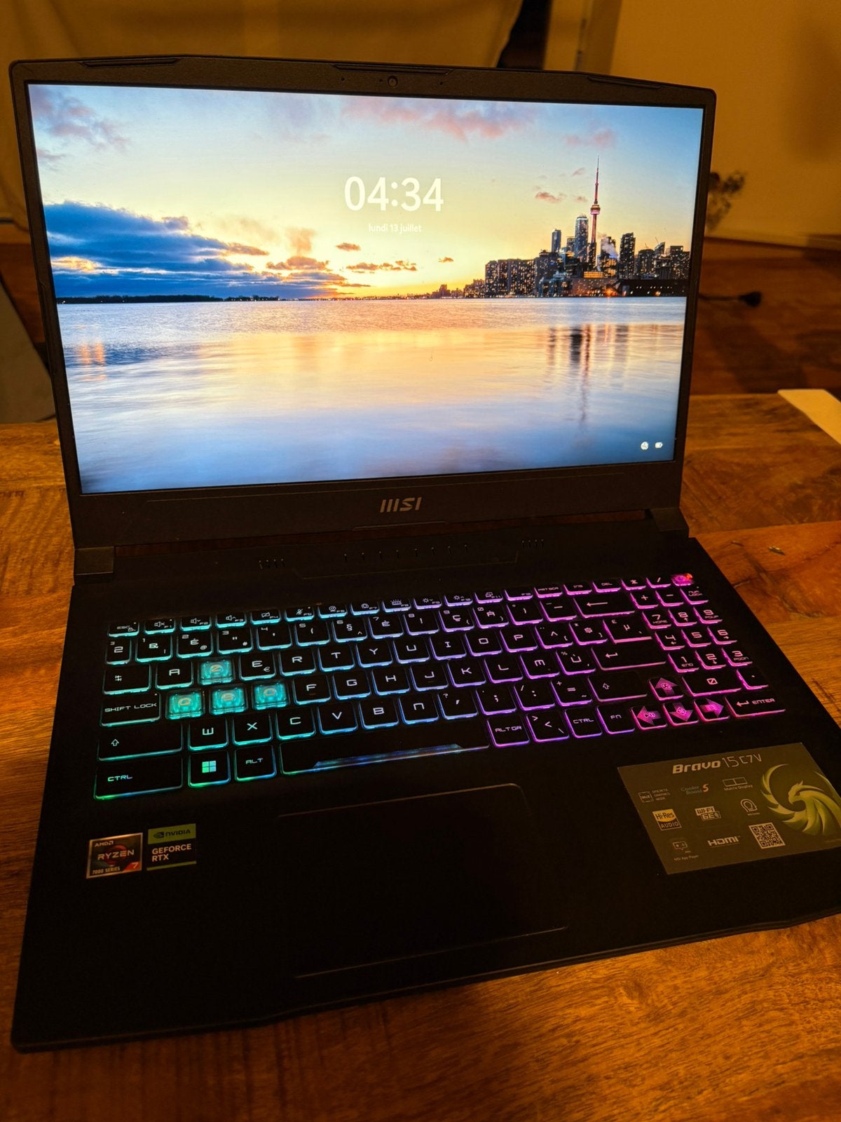Pc gaming portable MSI Bravo 15 c7v RTX 4060, Informatique & Logiciels, Ordinateurs portables Windows, Enlèvement ou Envoi, Comme neuf