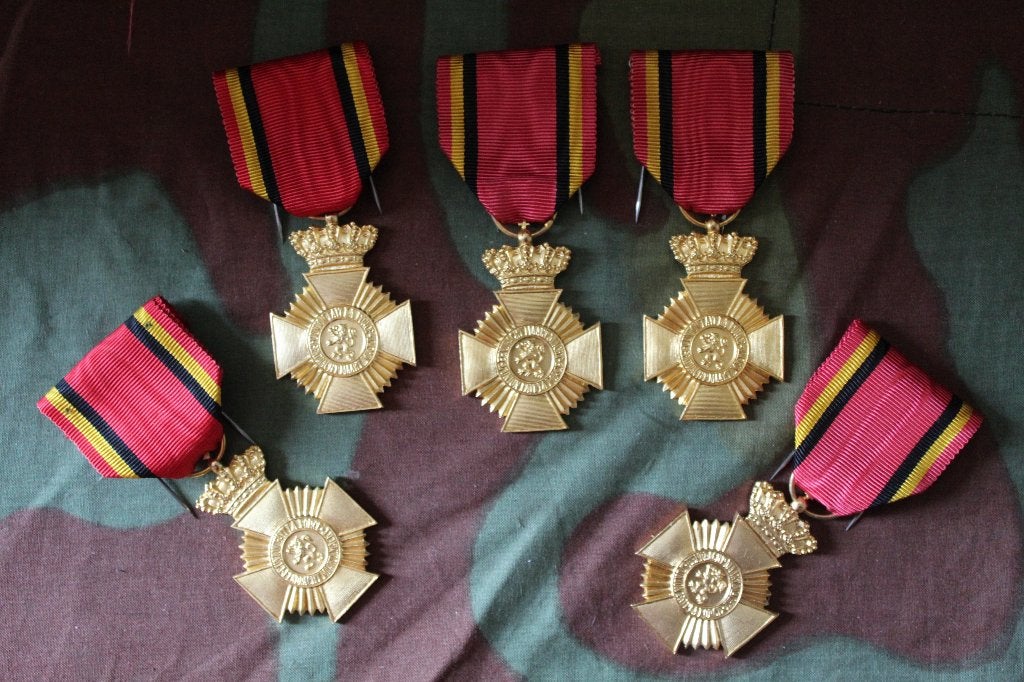 militaire medaille 5x, Envoi, Armée de terre, Ruban, Médaille ou Ailes