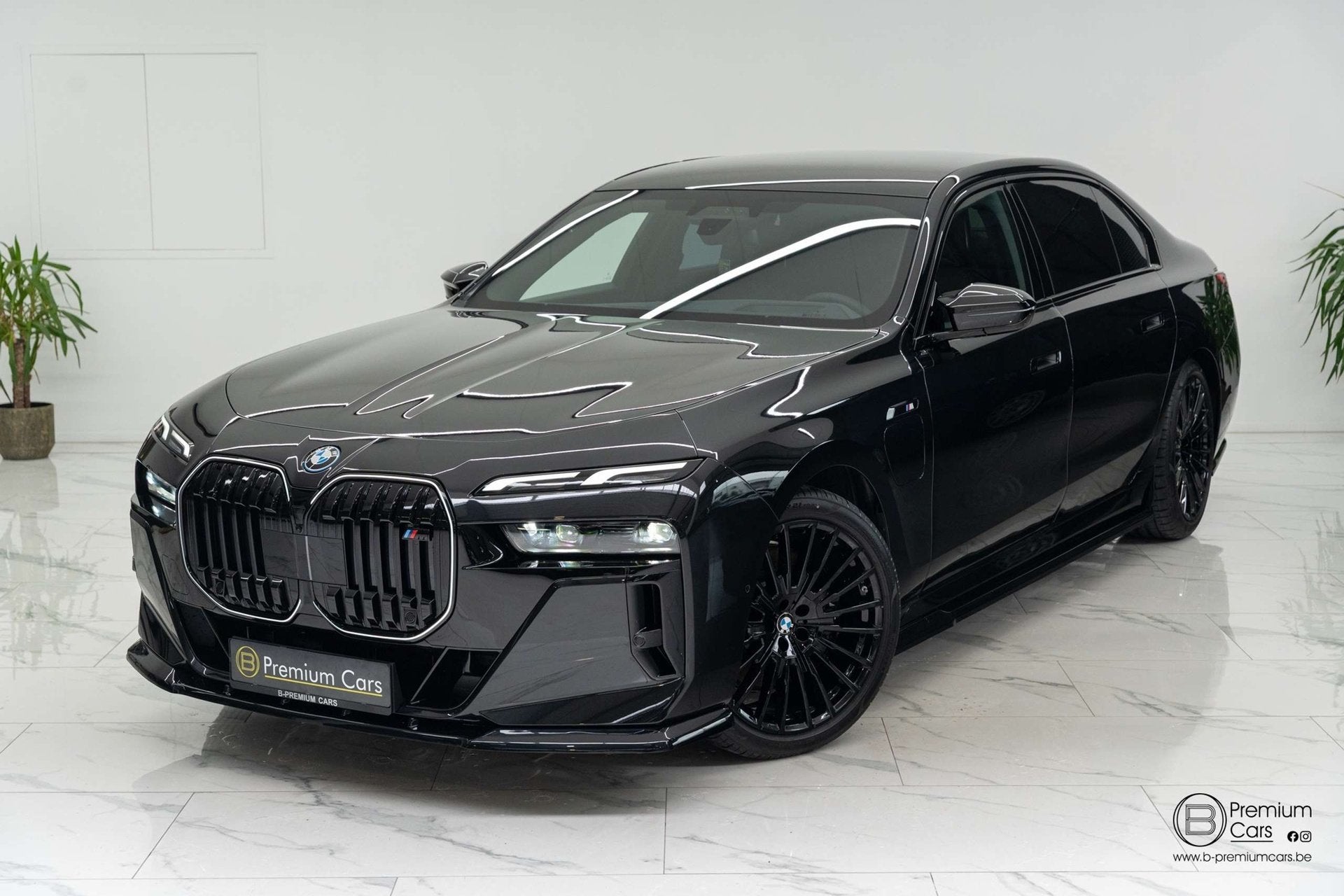 BMW 760 e M xDrive Individual! Bodykit! FULL OPTIONS, Auto's, Automaat, 4 deurs, Gebruikt, Euro 6