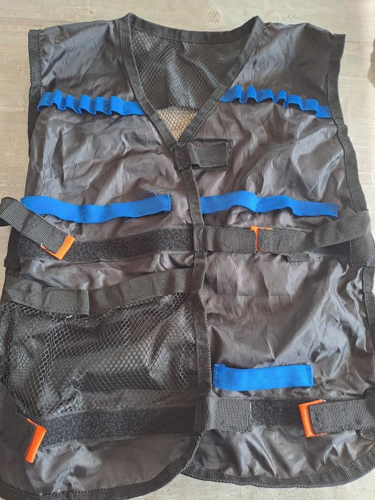 Tactical vest met 2 houders en 20 pijltjes, Enlèvement