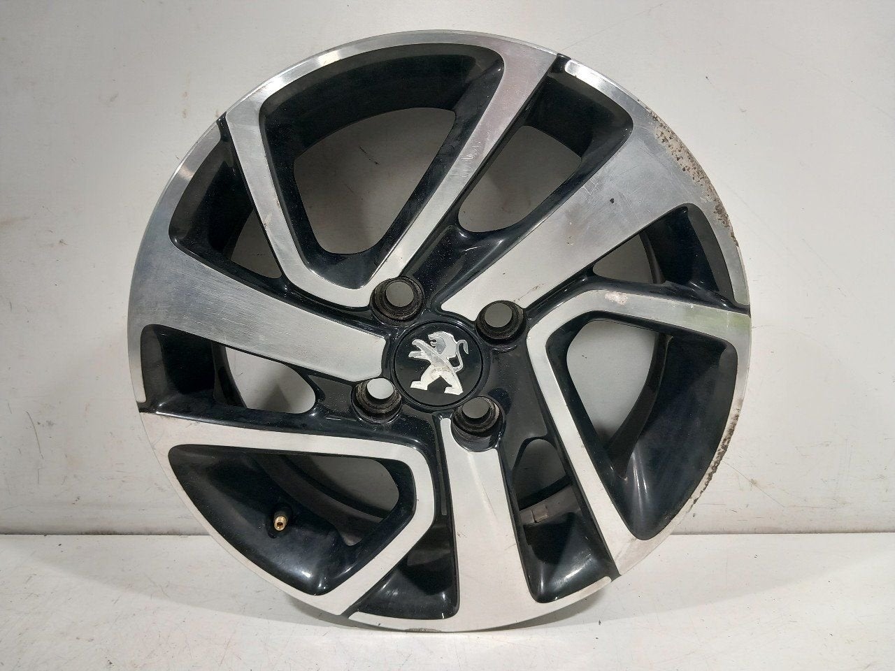 Velg Peugeot 108, Van der Ven Autorecycling B.V., Ettenseweg 76, 4706 PB Roosendaal, The Netherlands, Enlèvement ou Envoi, Pneu(s)