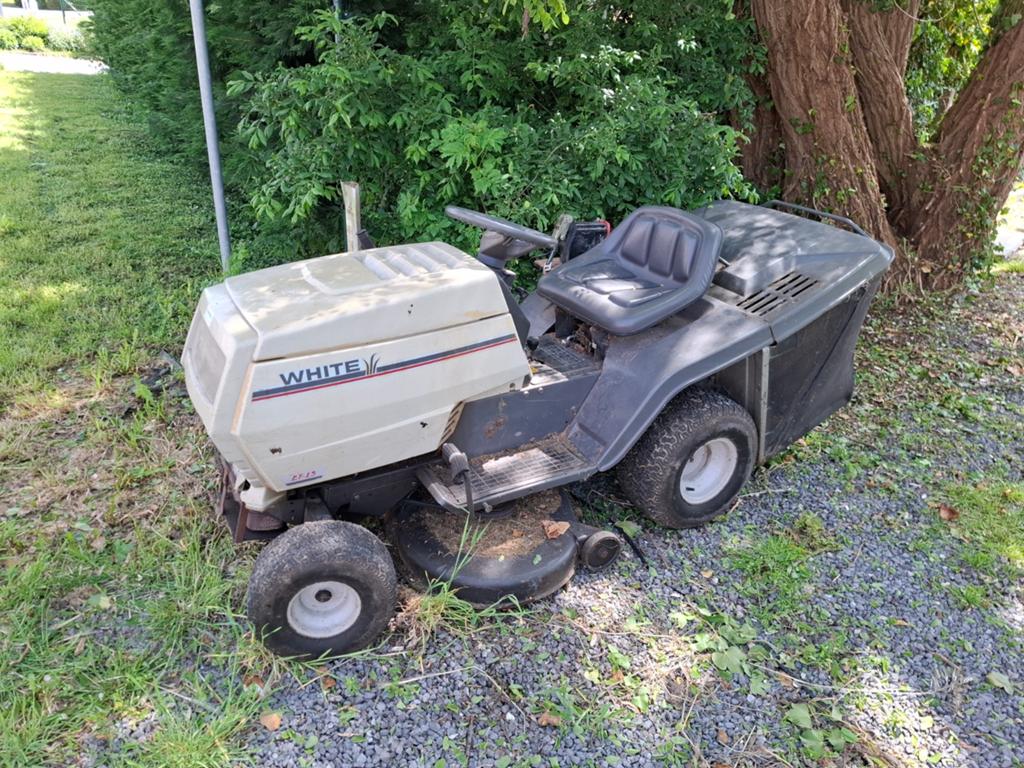 Tracteur tondeuse MTD moteur HS -- réservé jusqu'à lundi