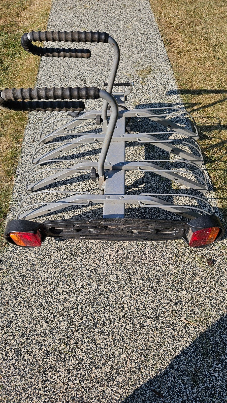Fietsen drager Mottez F 59 193  voor 4 Fietsen, Auto diversen, Fietsendragers, Ophalen, 3 fietsen of meer, Gebruikt, Trekhaakdrager