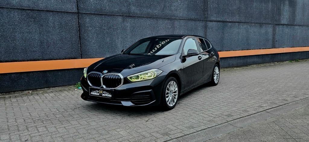 BMW 118i BUSINESS LINE/NAVI/CARPLAY/LINE ASSIST/*ALS NIEUW, Achat, Entreprise, Autre, Entretenue par le concessionnaire
