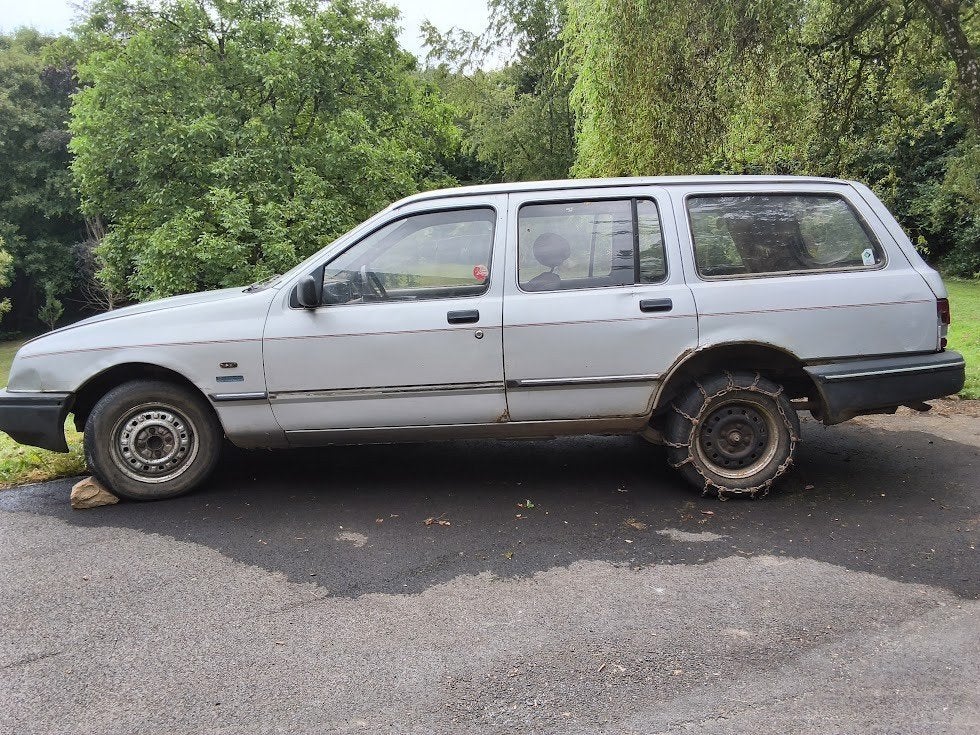 A vendre Ford Sierra 1985, Argent ou Gris, Achat, Boîte manuelle, 5 portes