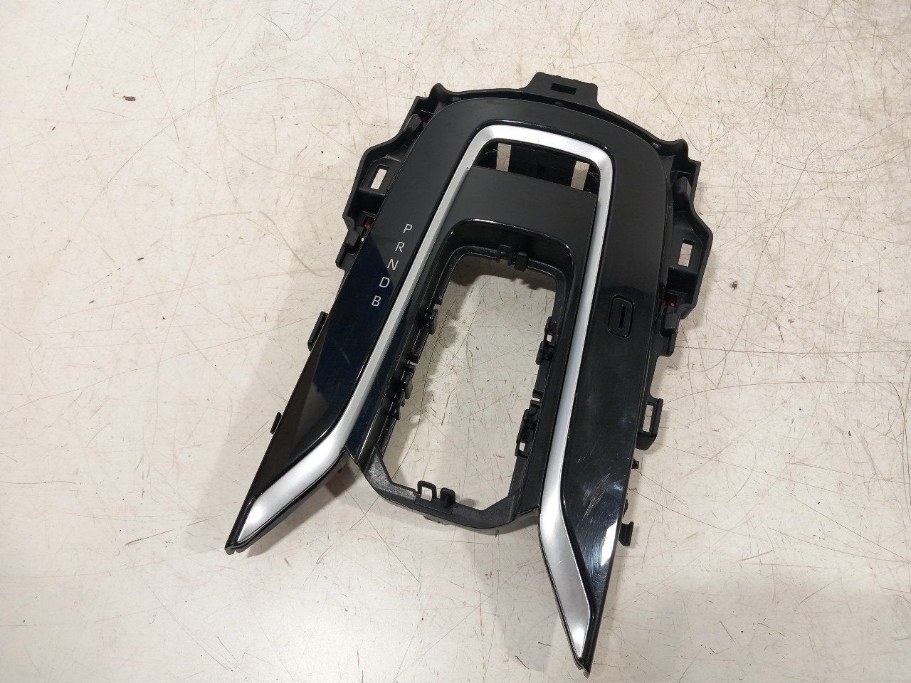 Dashboard delen diverse Suzuki Swace, Onderdelen@venauto.nl, Van der Ven Autorecycling B.V., Gebruikt, Ettenseweg 76, 4706 PB Roosendaal, The Netherlands