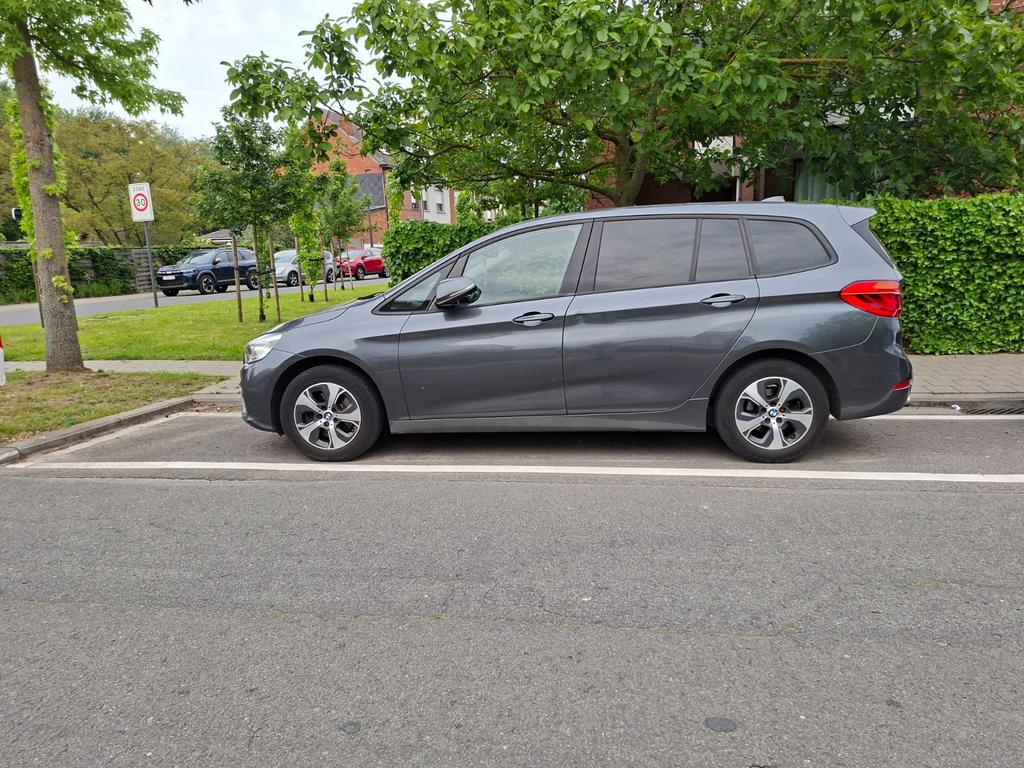 BMW 218D GRAND TOURER - 2015 - 7 plaatser, Auto's, Particulier, Te koop, Bluetooth