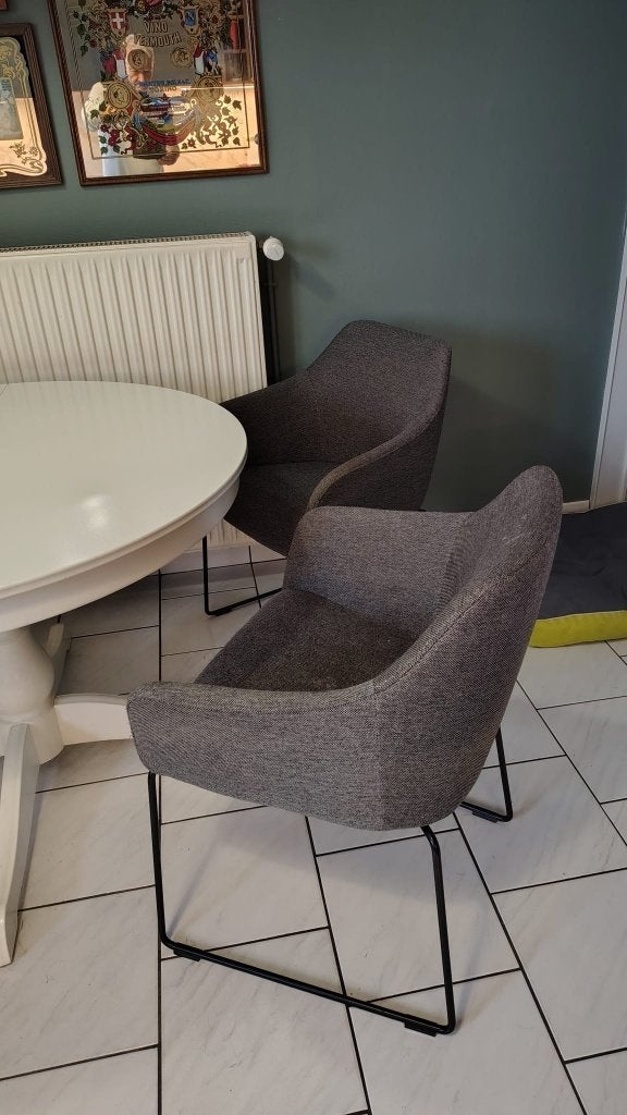 Table ronde "Rosentorp" et chaises "Tossberg"  IKEA, Maison & Meubles, Gris, Comme neuf, Enlèvement, IKEA