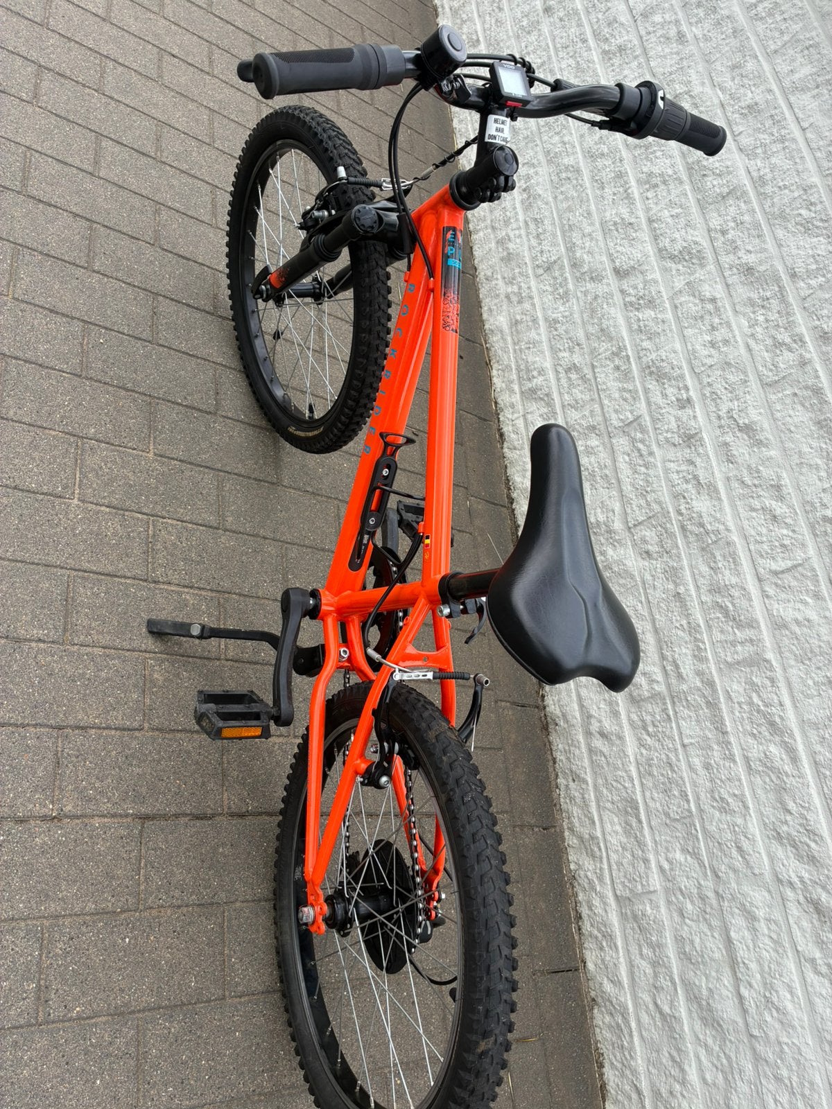 Rockrider Kindermountainbike, Fietsen en Brommers, Ophalen, Gebruikt, Velgrem, 20 tot 24 inch