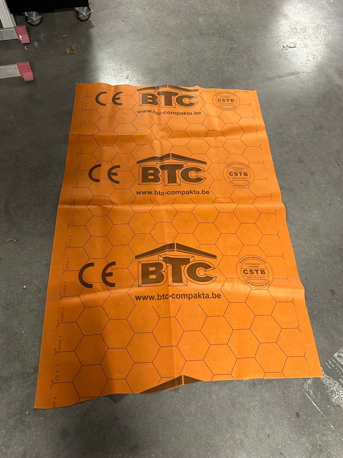 Kerdi doek, Ophalen, Nieuw