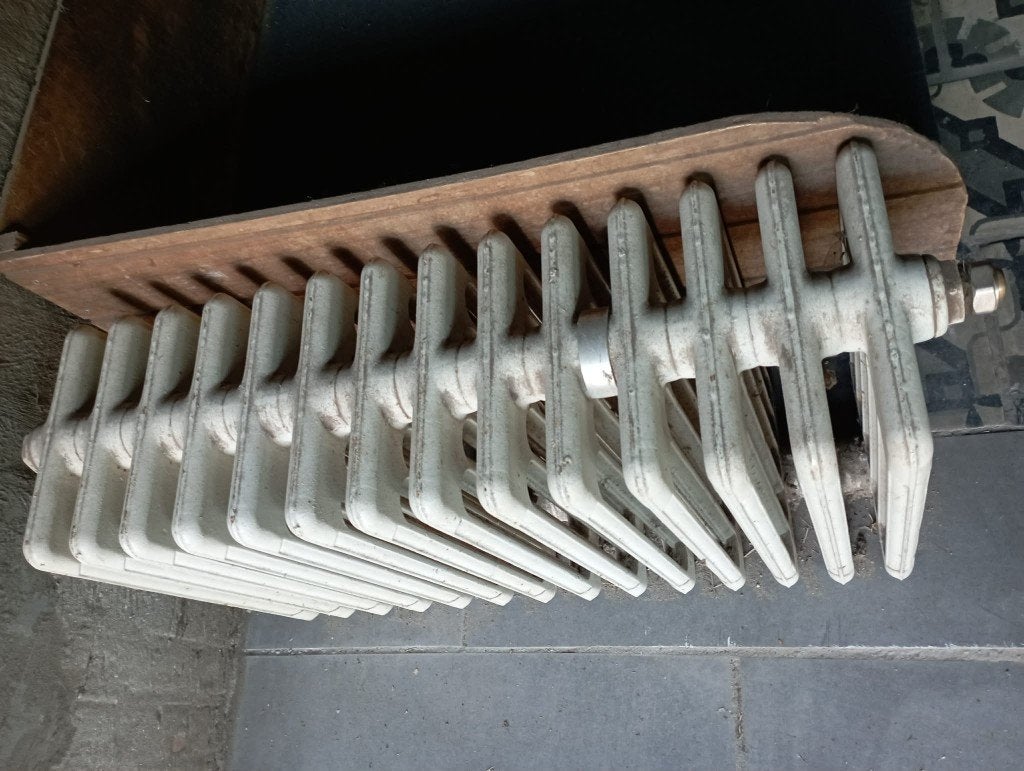 Gietijzeren Radiator, 500 à 800 watts, Enlèvement, Utilisé, Radiateur