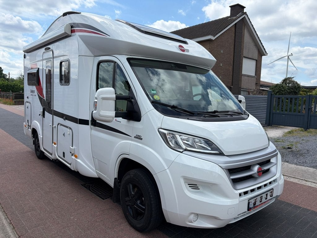 Heure de Burstner Ixeo à partir de 586, Caravanes & Camping, Camping-cars, Siège de train, Jusqu'à 4, Fiat, Boîte manuelle