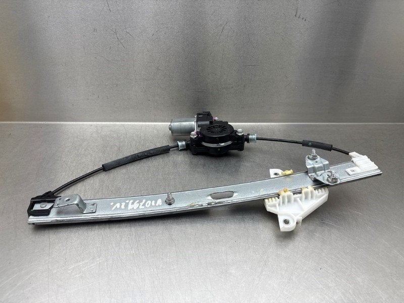 RAAMMECHANIEK LINKS VOOR Mazda 2 (DJ / DL) (01-2014/02-2018), Gebruikt, Mazda