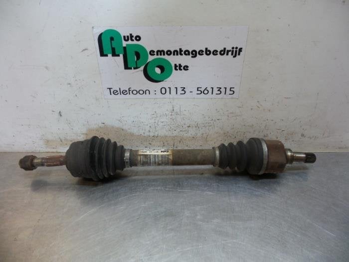 Aandrijfas links-voor van een Peugeot 206, Auto-onderdelen, Remmen en Aandrijving, Peugeot, Gebruikt, 3 maanden garantie, Ophalen of Verzenden
