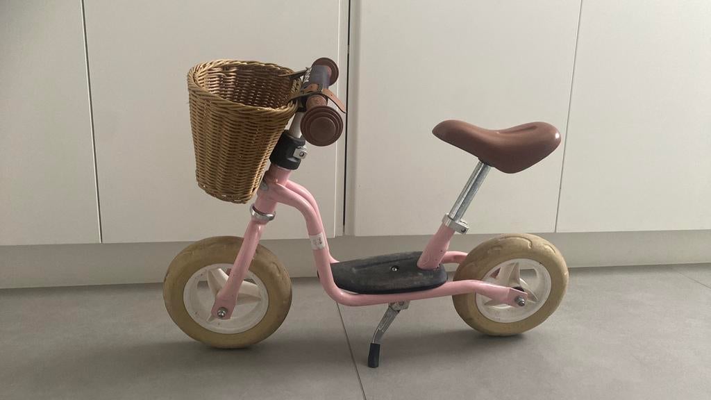 Draisienne Puky Rose avec panier, Enfants & Bébés, Enlèvement, Comme neuf