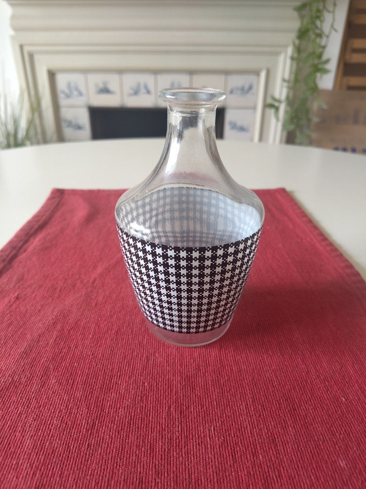 Carafe en verre vintage motif pied-de-poule – France, Antiquités & Art, Enlèvement