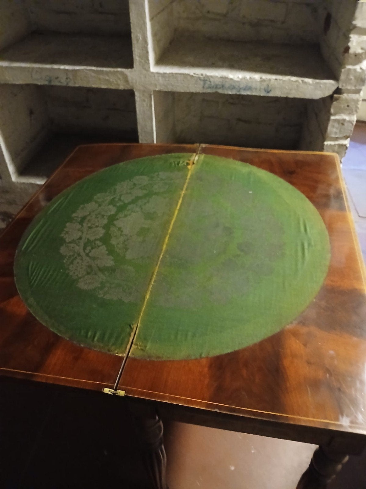 Table, Antiquités & Art, Antiquités | Meubles | Tables, Enlèvement