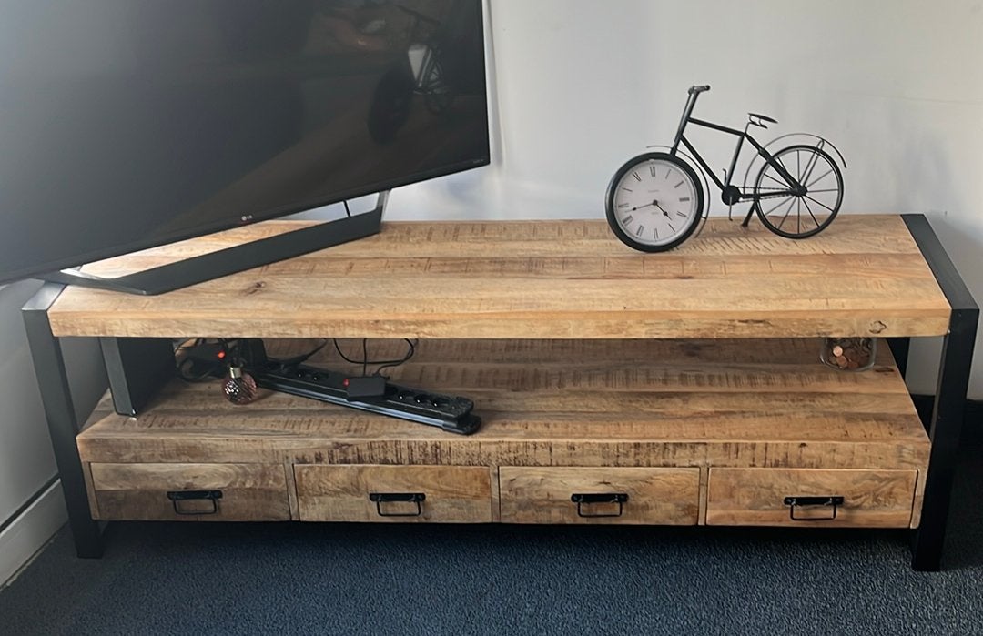Tv Tafel, Ophalen