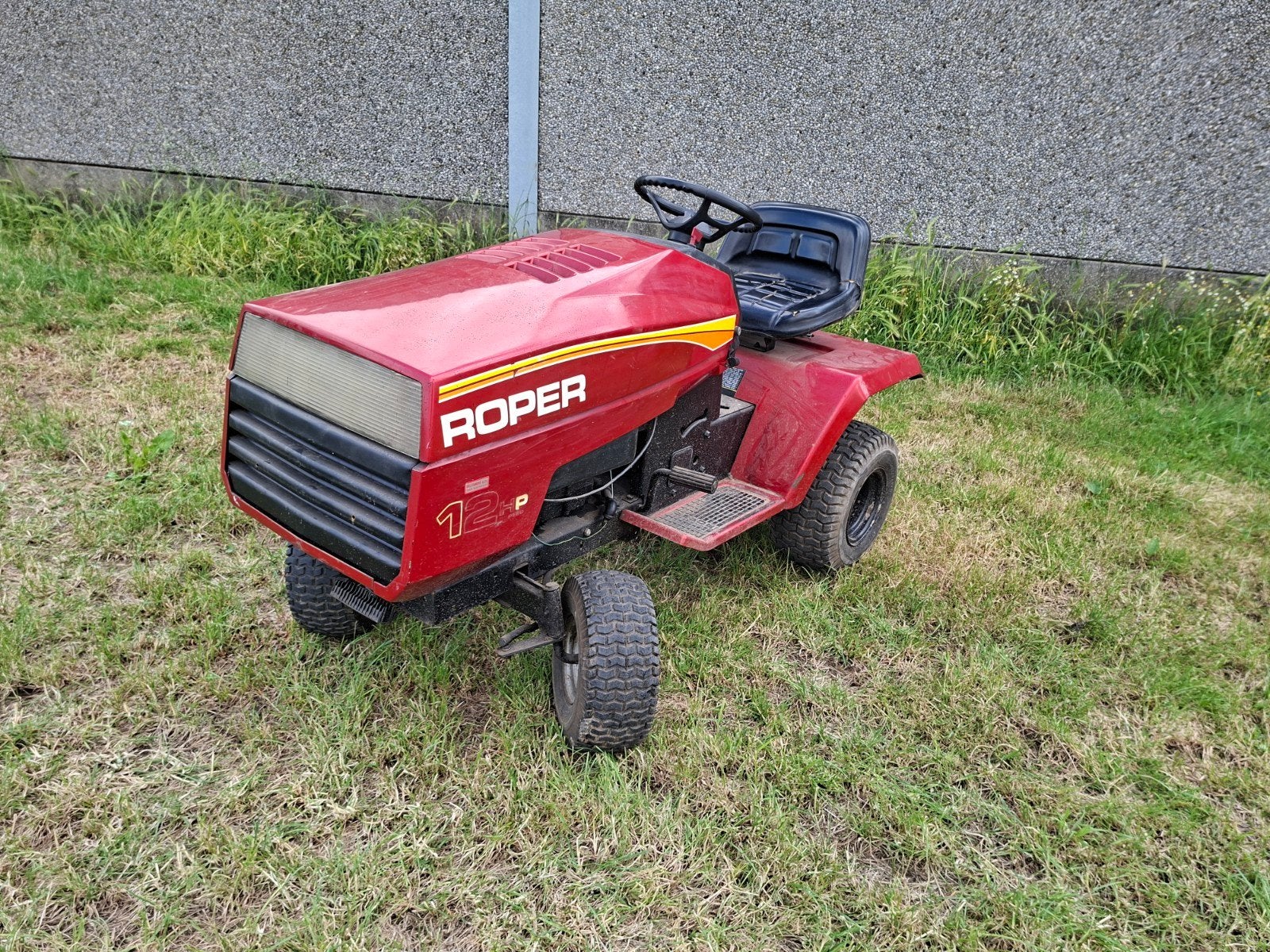 Roper 12 hp zitmaaier ( zonder maaidek ), Tuin en Terras, Zitmaaiers, Ophalen, Gebruikt, Roper, Versnellingen